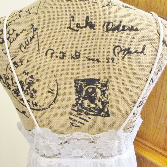 Vintage Val Mode Womens Long Negligee/Nightgown White Bridal Lace Bodice, Size M - Picture 8 of 11